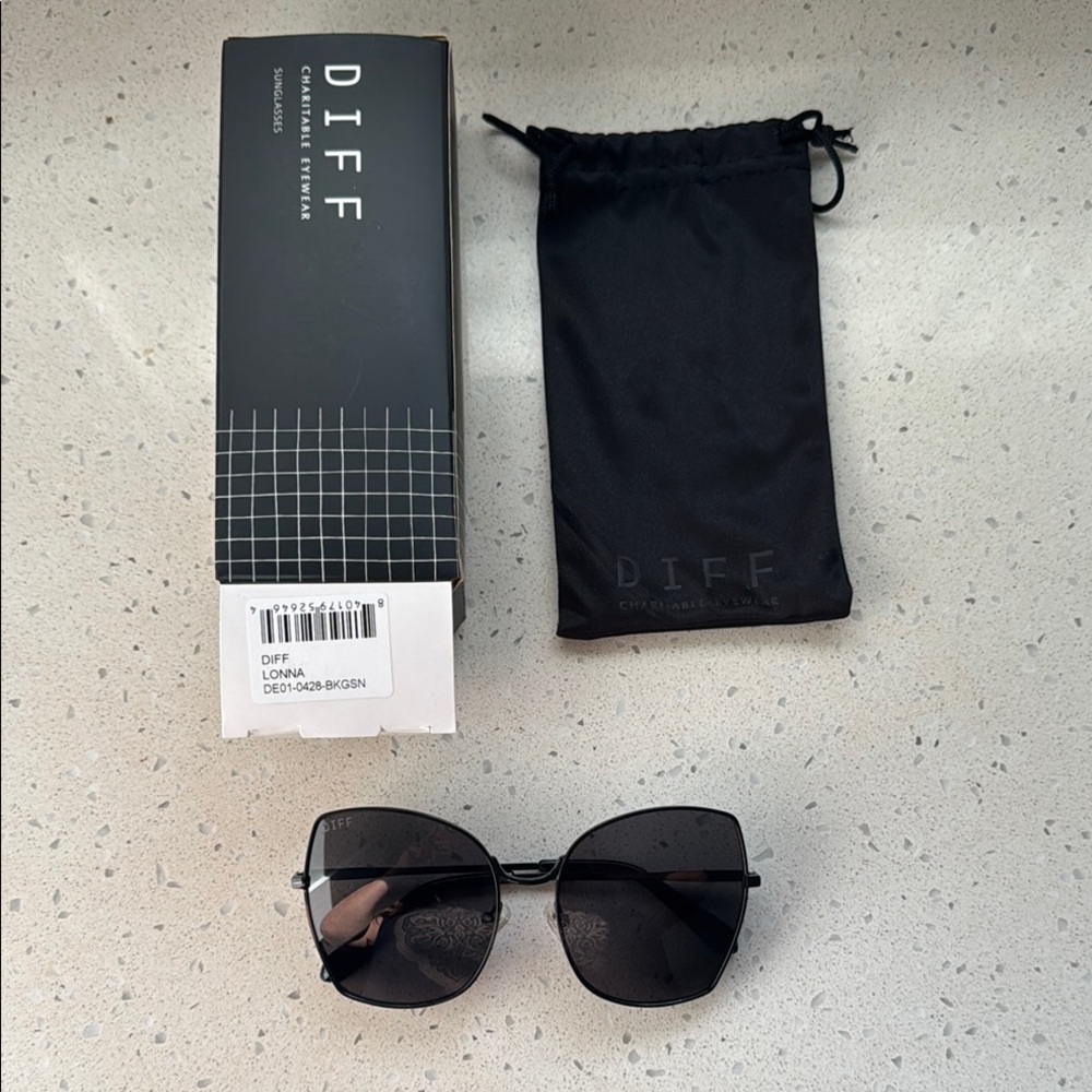 Diff Donna Black Mod Aviators Sunglasses for Women